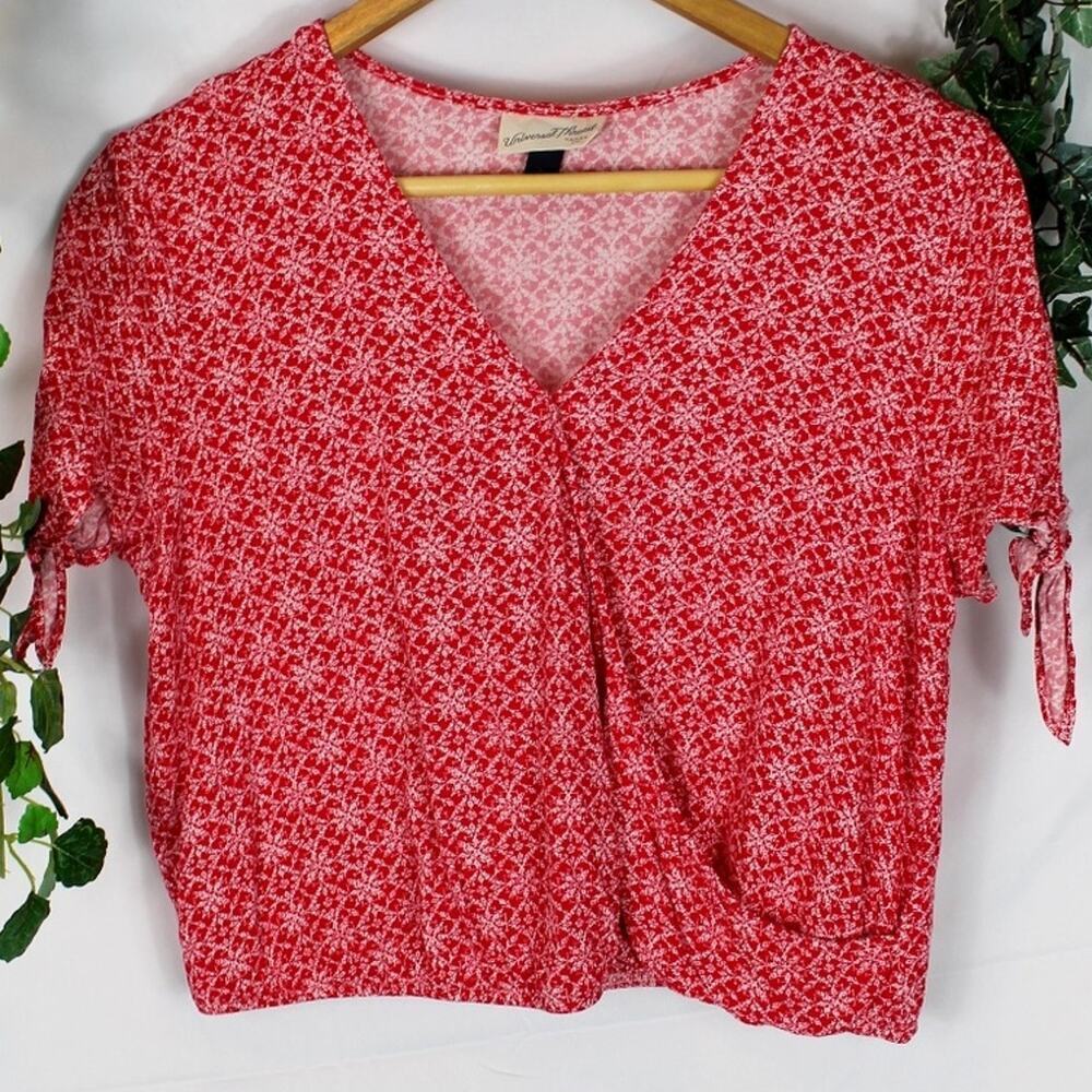 4/$25 Universal Thread Cropped Floral Wrap Top S